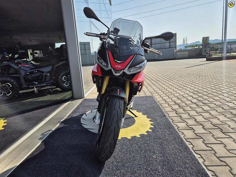 Aprilia Tuono V4 1100 RR (2024) E5 - AKČNÍ CENA - fotka 9 z 38