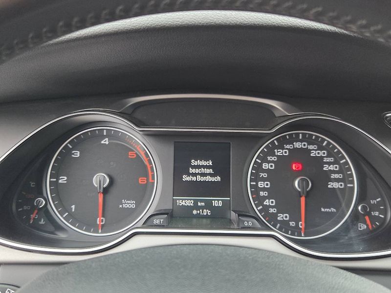 Audi A4 Avant 2.0 TDI DSG - fotka 14 z 30