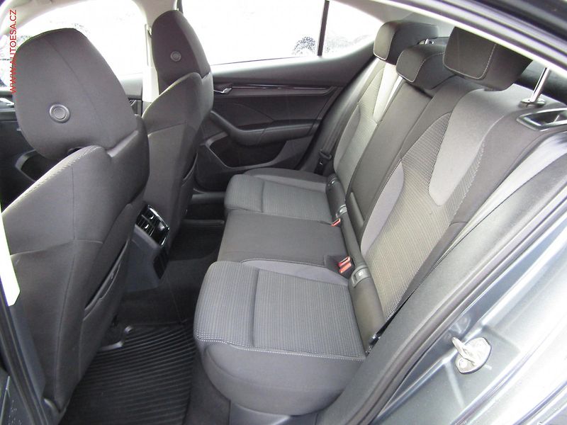 Škoda Octavia (2020) 2.0 TDi, ČR, Ambition - fotka 10 z 19