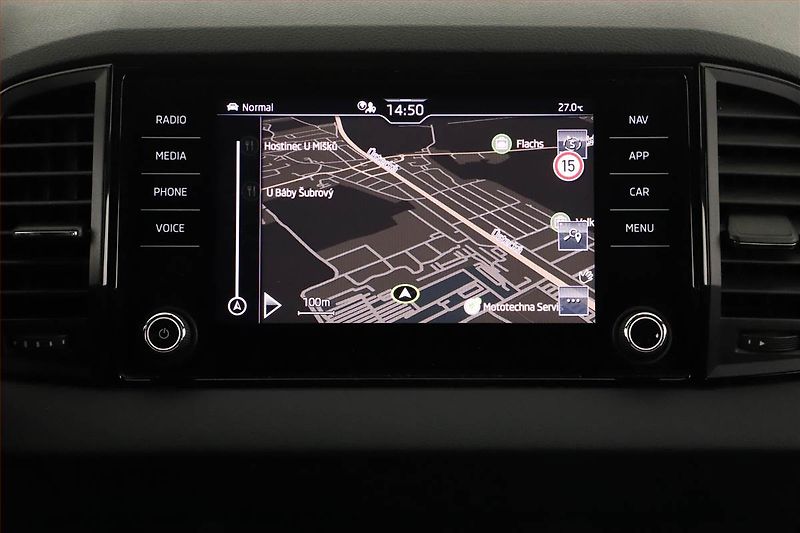 Škoda Karoq (2021) Sportline 2.0 TDI - fotka 17 z 21