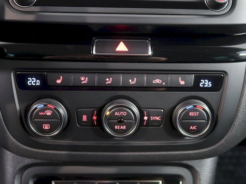 Volkswagen Sharan (2019) HIGHLINE 2.0TDI 4x4 DSG 7MÍST - fotka 31 z 45
