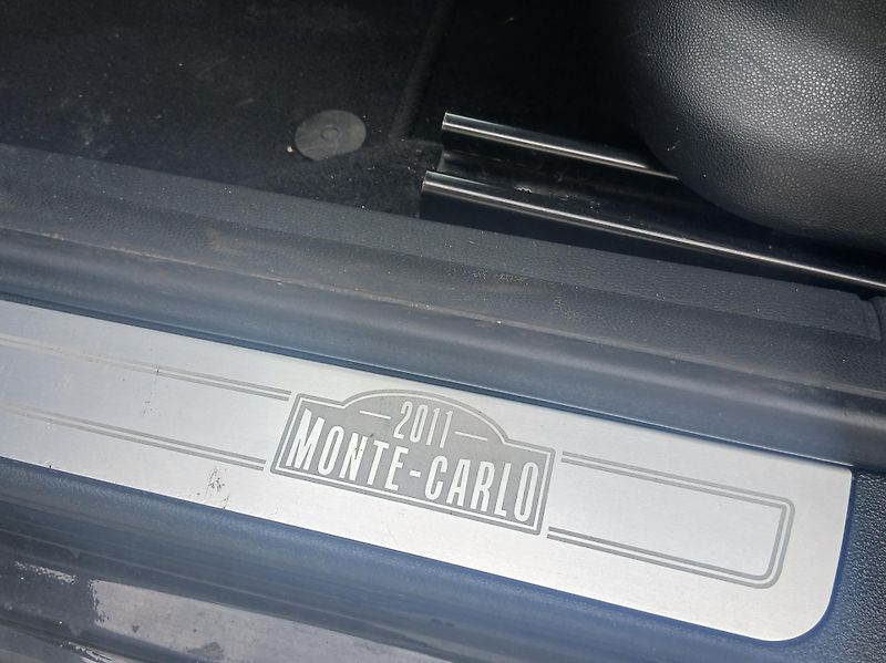 Škoda Fabia 1.2 TSi MONTE CARLO - fotka 29 z 33