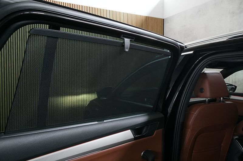 Škoda Superb 2.0TSI 206kW 4x4 L&K Max výbav - fotka 43 z 44