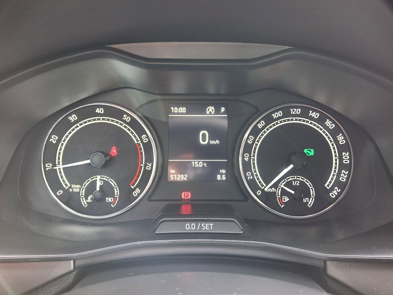 Škoda Scala (2021) Style DSG 1,5TSi 110kW - fotka 16 z 35