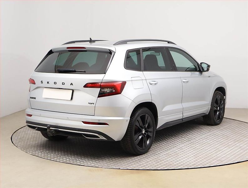 Škoda Karoq (2022) Sportline 2.0 TSI - fotka 5 z 24