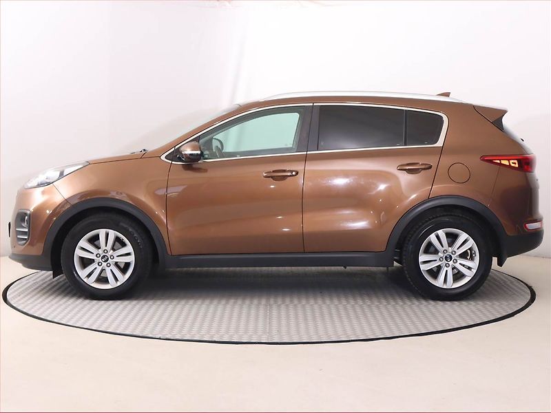 Kia Sportage (2017) 1.7 CRDi, Automat, Serv.kniha - fotka 3 z 20