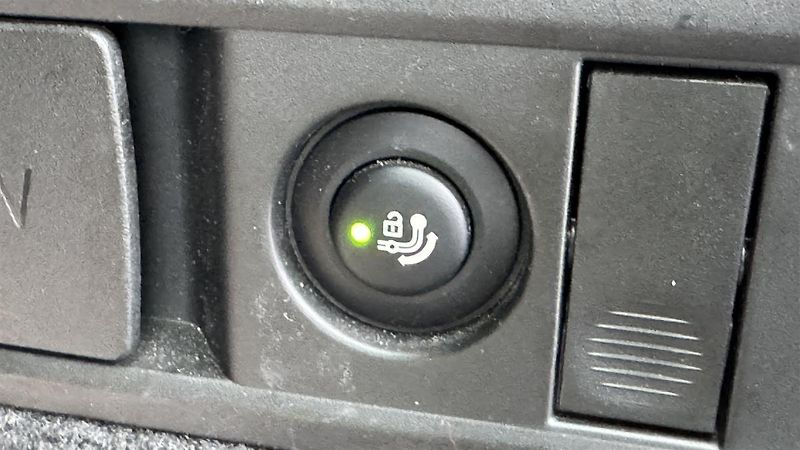 BMW X5 xDrive40d Mpaket ČR DPH 1.maji - fotka 17 z 18