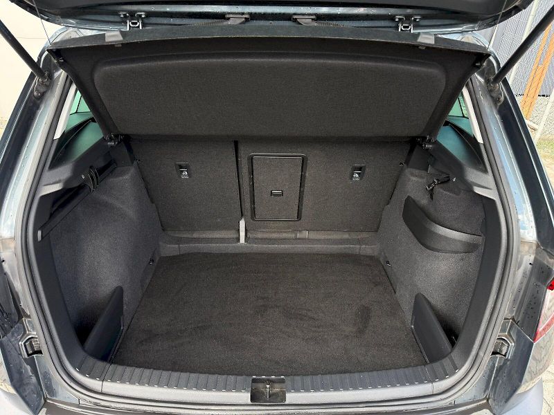 Škoda Karoq (2021) 1.5 TSI 110 kW DSG Style Plus - fotka 24 z 24