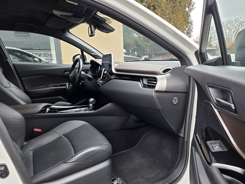 Toyota C-HR 1.2-4x4-NAVI-KAMERA - fotka 22 z 22