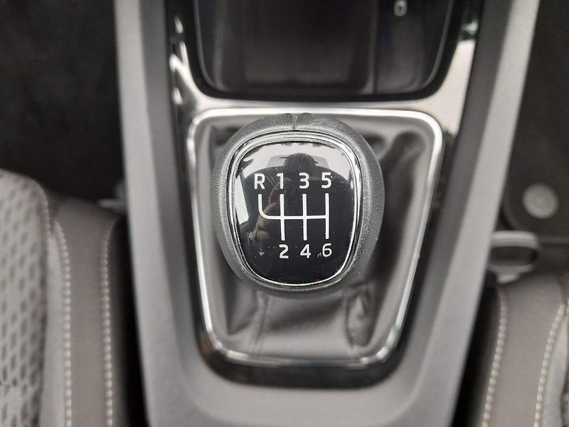 Škoda Octavia Style Plus Navi 1.5 TSI 110kW - fotka 25 z 28