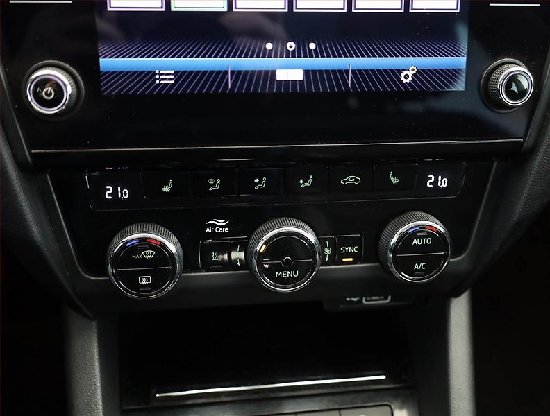 Škoda Octavia (2019) Scout 2.0 TDI, 4X4, Automat - fotka 13 z 21