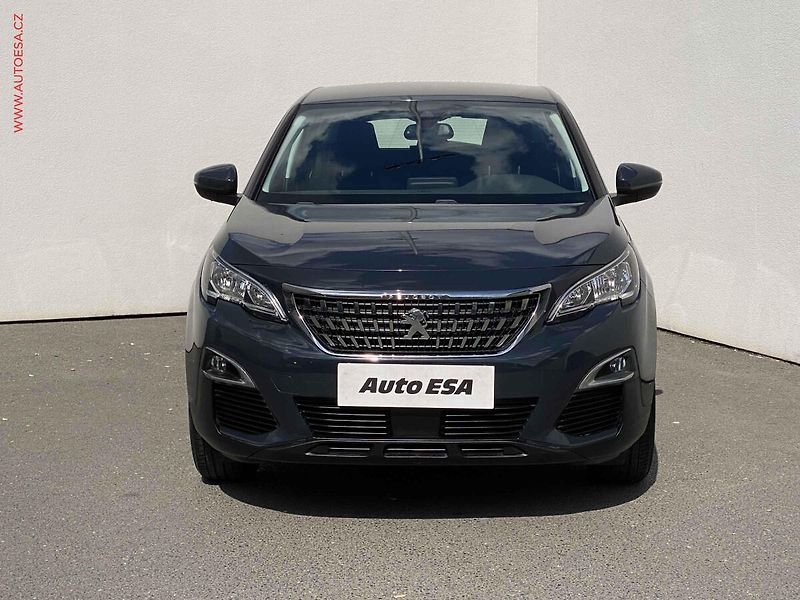 Peugeot 3008 (2018) 1.2 PT, ČR, Active - fotka 2 z 17
