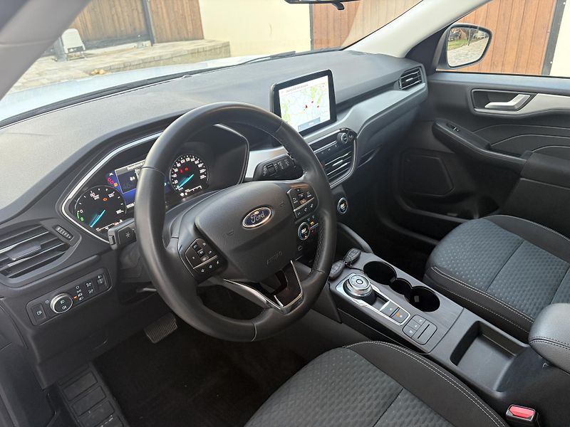 Ford Kuga (2022) 2.5 ST, PHEV, 50 tkm 11/22 - fotka 6 z 16