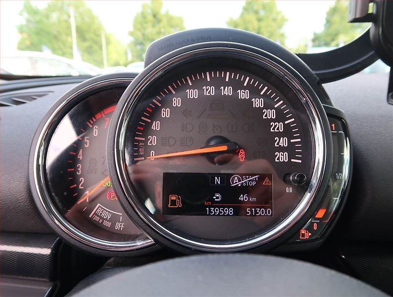 Mini Clubman (2018) One, Serv.kniha, Park. senzory - fotka 11 z 19