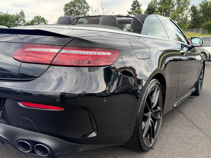 Mercedes-Benz Třídy E E 53 AMG Cabrio - fotka 12 z 44