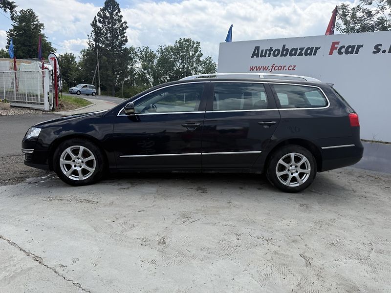 Volkswagen Passat (2009) 2.0 TDI Sportline  - fotka 4 z 21