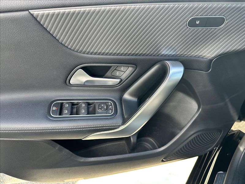 Mercedes-Benz Třídy A A 200 Progressive - fotka 11 z 11