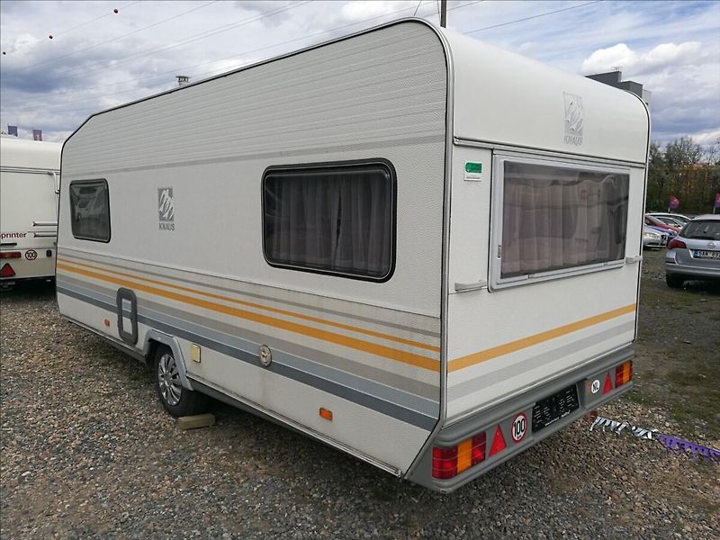 Knaus Südwind 520 přístřešek - fotka 4 z 12