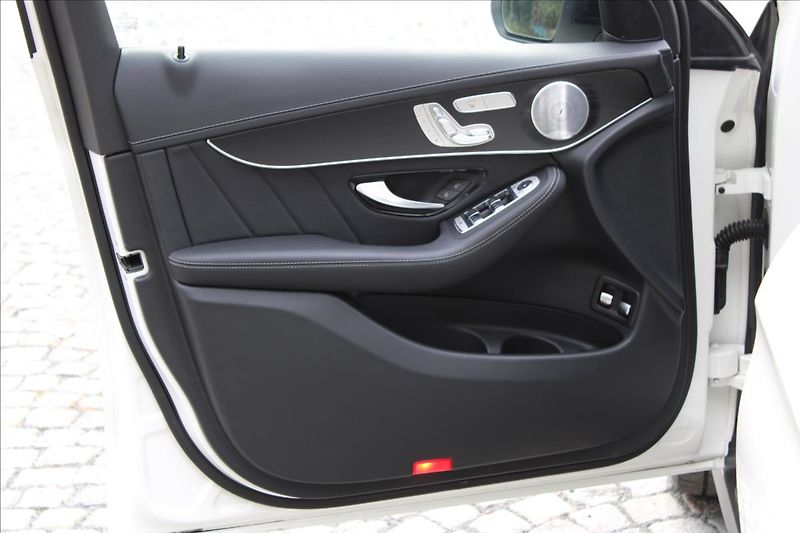 Mercedes-Benz GLC 43 AMG 4M/TOP-VÝBAVA/DPH - fotka 13 z 49