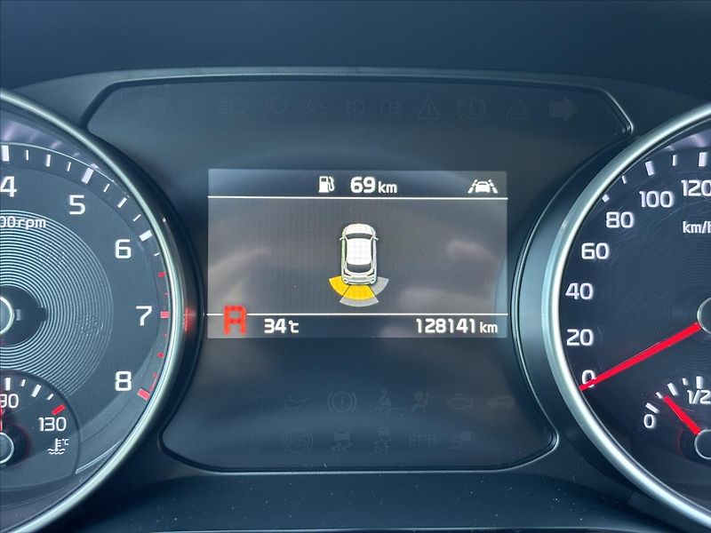 Kia XCeed 1,5 TGDi 118kW TOP ZÁRUKA KŮŽE - fotka 39 z 42