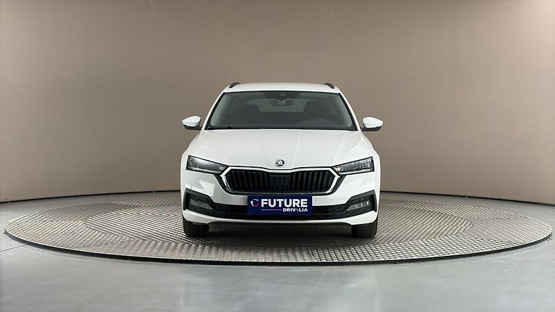 Škoda Octavia 2.0 TDI Ambition Combi - fotka 3 z 27