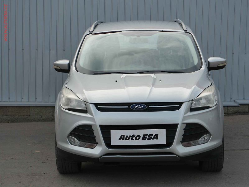 Ford Kuga (2013) 2.0 TDCi, AC, tempo - fotka 2 z 19