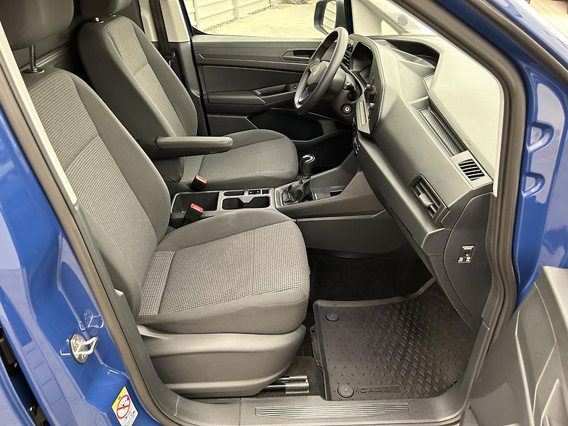 Volkswagen Caddy 2.0 TDI - fotka 7 z 22