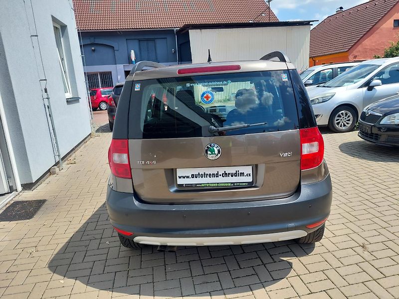 Škoda Yeti (2013) 2.0TDi Active 4x4 - fotka 9 z 40