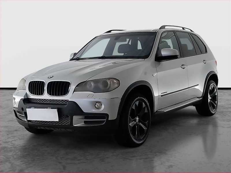 BMW X5 (2010) xDrive30d, 4X4, Automat - fotka 2 z 17
