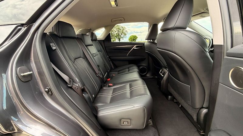Lexus RX 450h 450H 3,5 HEV LUXURY - fotka 18 z 26