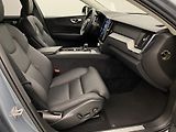Volvo XC60 B4 AWD DARK PLUS AUT  - náhled 24