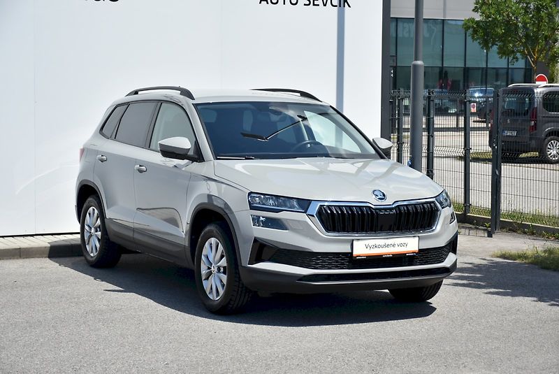 Škoda Karoq (2024) Selection 1.5 TSI DSG - fotka 8 z 33