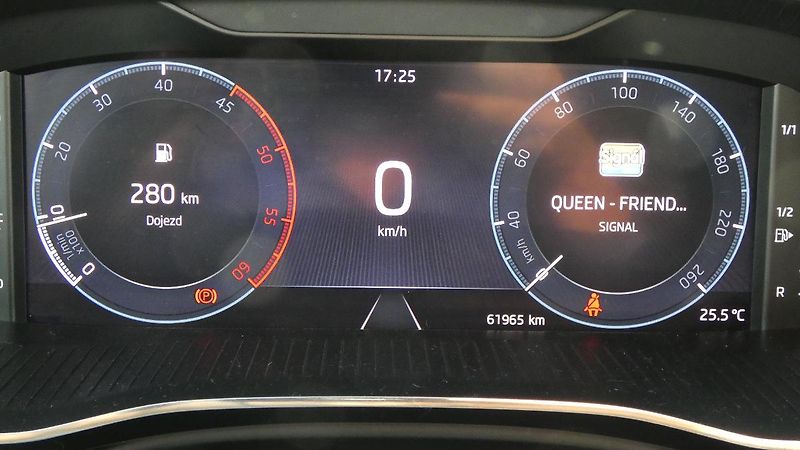 Škoda Octavia Combi 2,0 TDI Ambition - fotka 13 z 23