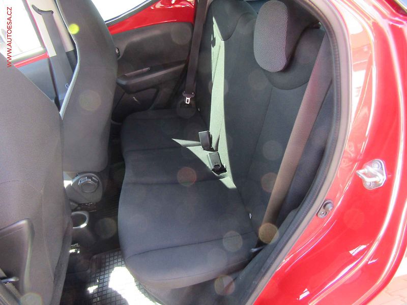 Toyota Aygo (2020) 1.0 i, ČR, servis.kniha - fotka 10 z 16