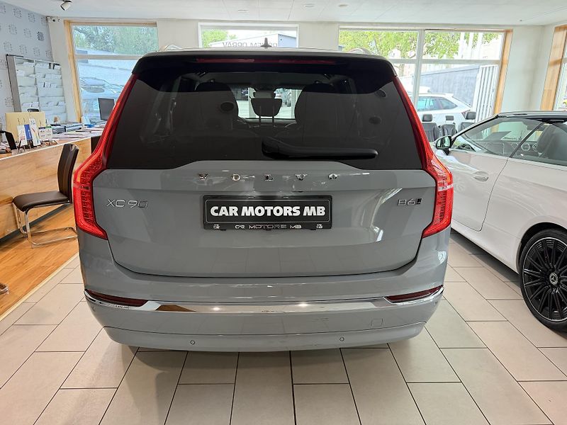 Volvo XC90 B6 AWD Ultimate Bright 7míst - fotka 6 z 30