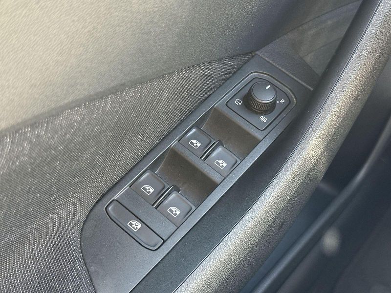 Škoda Kamiq (2020) 1.5 TSI Style - fotka 20 z 31