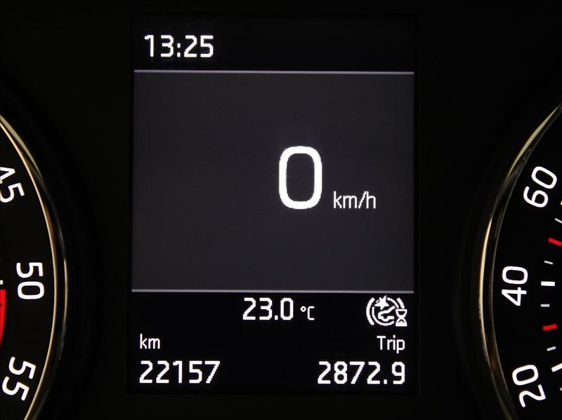 Škoda Octavia 2,0 TDi MT Ambition 22tkm.ČR - fotka 24 z 24