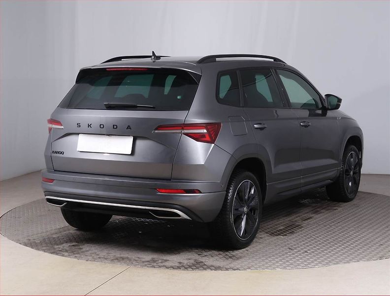 Škoda Karoq (2024) Sportline 1.5 TSI - fotka 5 z 19