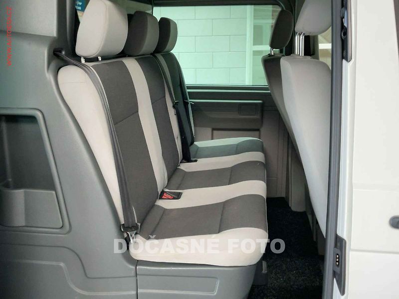 Volkswagen Transporter (2014) 2.0TDi 5míst, navi, stř - fotka 7 z 8