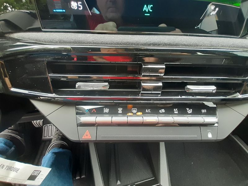 Renault Clio (2026) Evolution TCe 115  - fotka 16 z 18