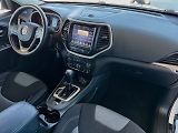 Jeep Cherokee (2015) 2.0 L TD Longitude - náhled 21