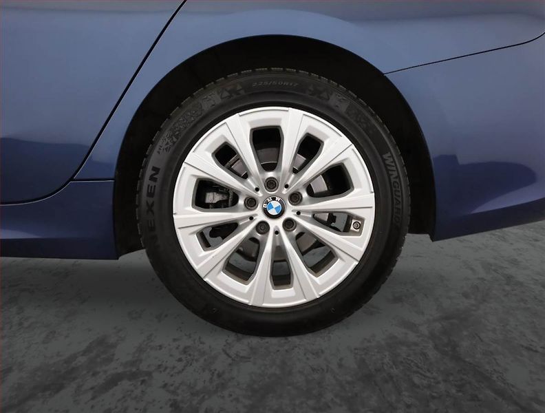 BMW Řada 3 (2022) 320 d xDrive - fotka 18 z 18