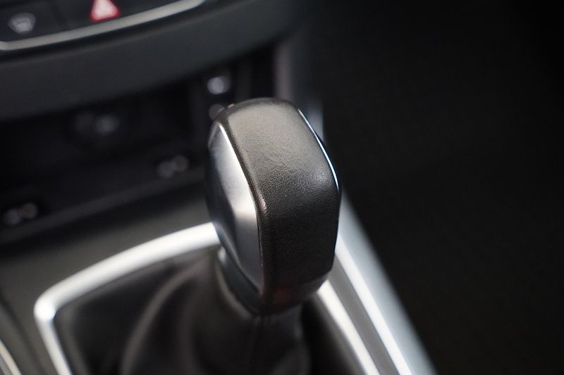 Peugeot 308 - fotka 26 z 29