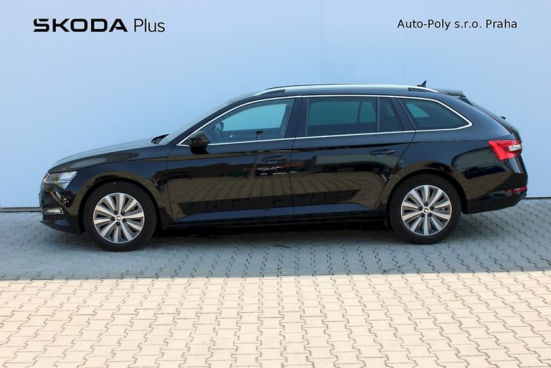 Škoda Superb (2023) 2.0 TDI 110 kW Style Plus - fotka 2 z 25