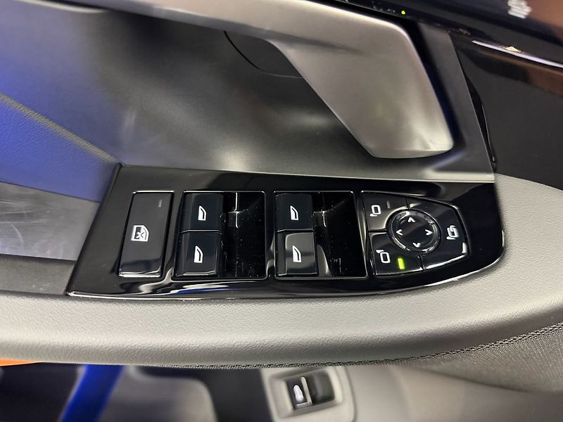 BMW M5 xDrive 535 KW M-DRIVE PROFESSI - fotka 34 z 39