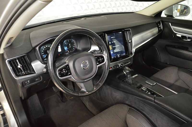 Volvo S90 (2018) D3 - fotka 9 z 18