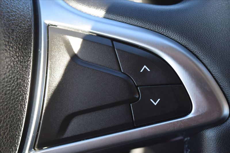 Dacia Duster 1,6 SCe 84KW 1 MAJITEL, TAŽNÉ - fotka 31 z 42