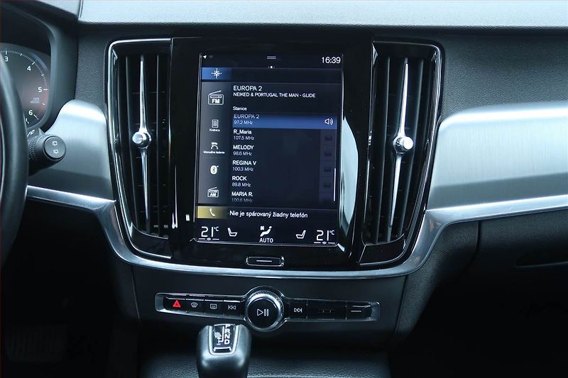 Volvo V90 (2018) D4, Automat, Serv.kniha, Kůže - fotka 12 z 27