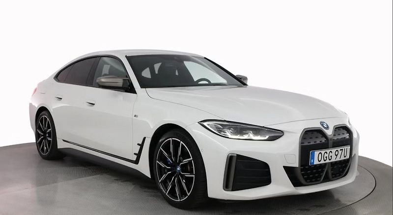 BMW i4 M50 xDrive GC 360k HuD Tažné  - fotka 3 z 29