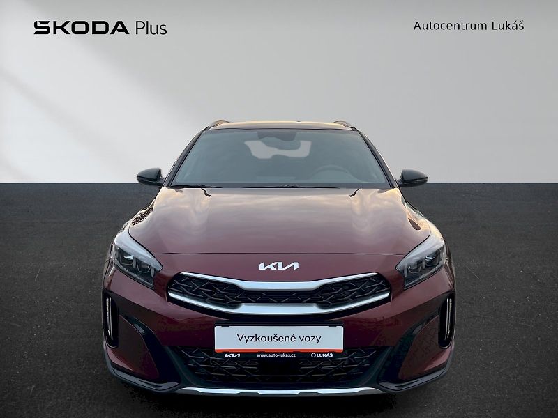 Kia XCeed (2025) - fotka 4 z 34